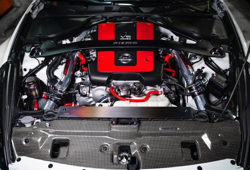 2017 Nissan 370z Engine Bay 