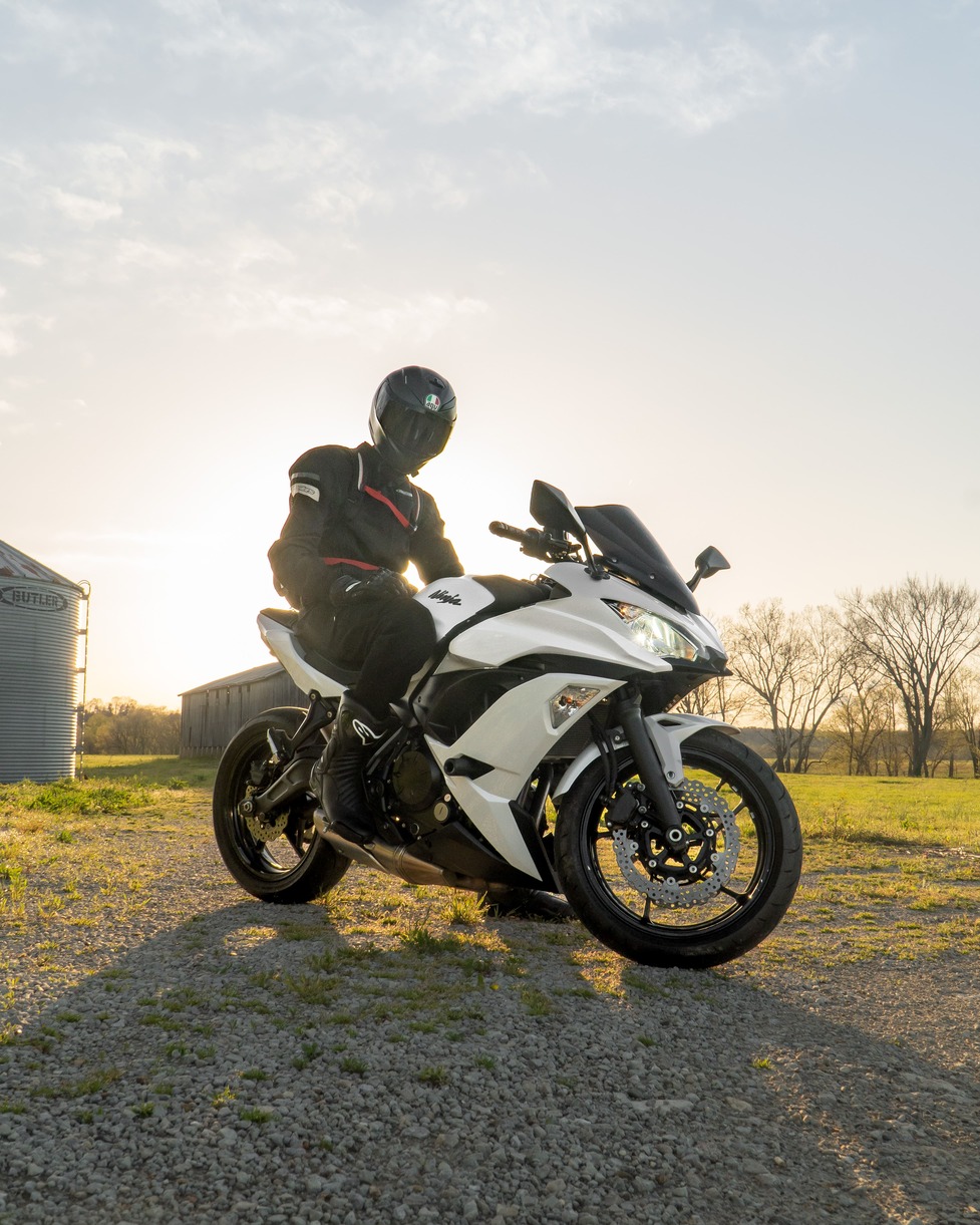 White Kawasaki Ninja